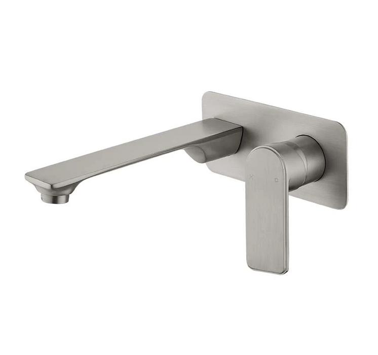 HC Bateau Brushed Nickel Rectangle Wall Mixer With Outlet