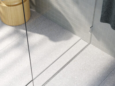 Shower Screen Support modular drainage kit with standard (1.5mm thickness) Tile Insert (Ti) grate style