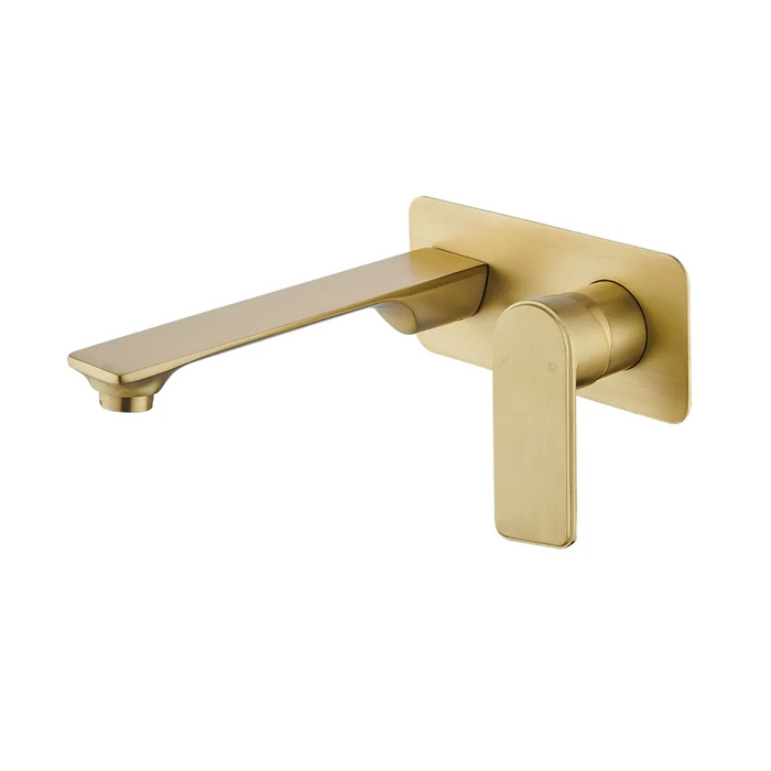 HC Bateau Rectangle Wall Mixer With Outlet