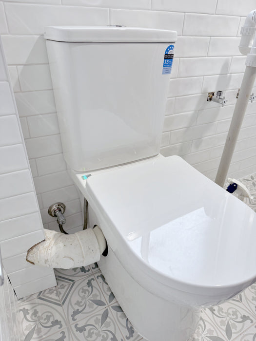 650*385*830mm Unicasa Moi Trinity Gloss White Rimless Left/Right Hole Back To Wall Close Couple Skew Toilet