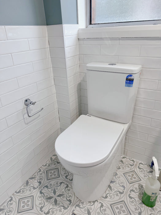 650*385*830mm Unicasa Moi Trinity Gloss White Rimless Left/Right Hole Back To Wall Close Couple Skew Toilet