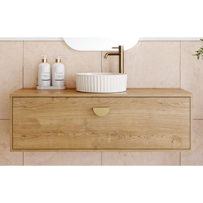 TIMBERLINE LAMINEX PLANKED URBAN OAK ABSOLUTEGRAIN® CABINET SAMPLE