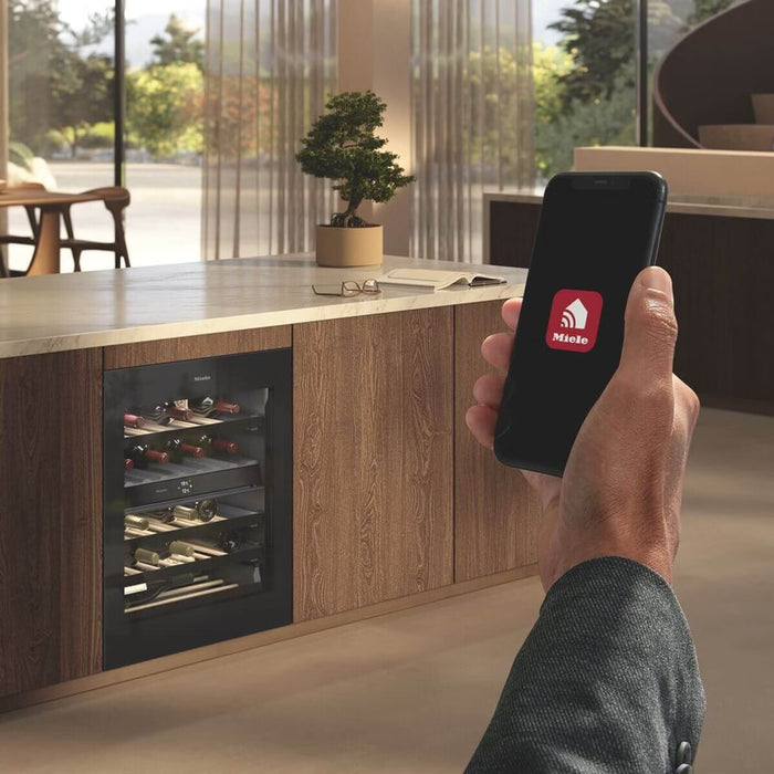 Miele 44 Bottle Built-Under Wine Conditioner With ActiveHumidity Wine Protection System
